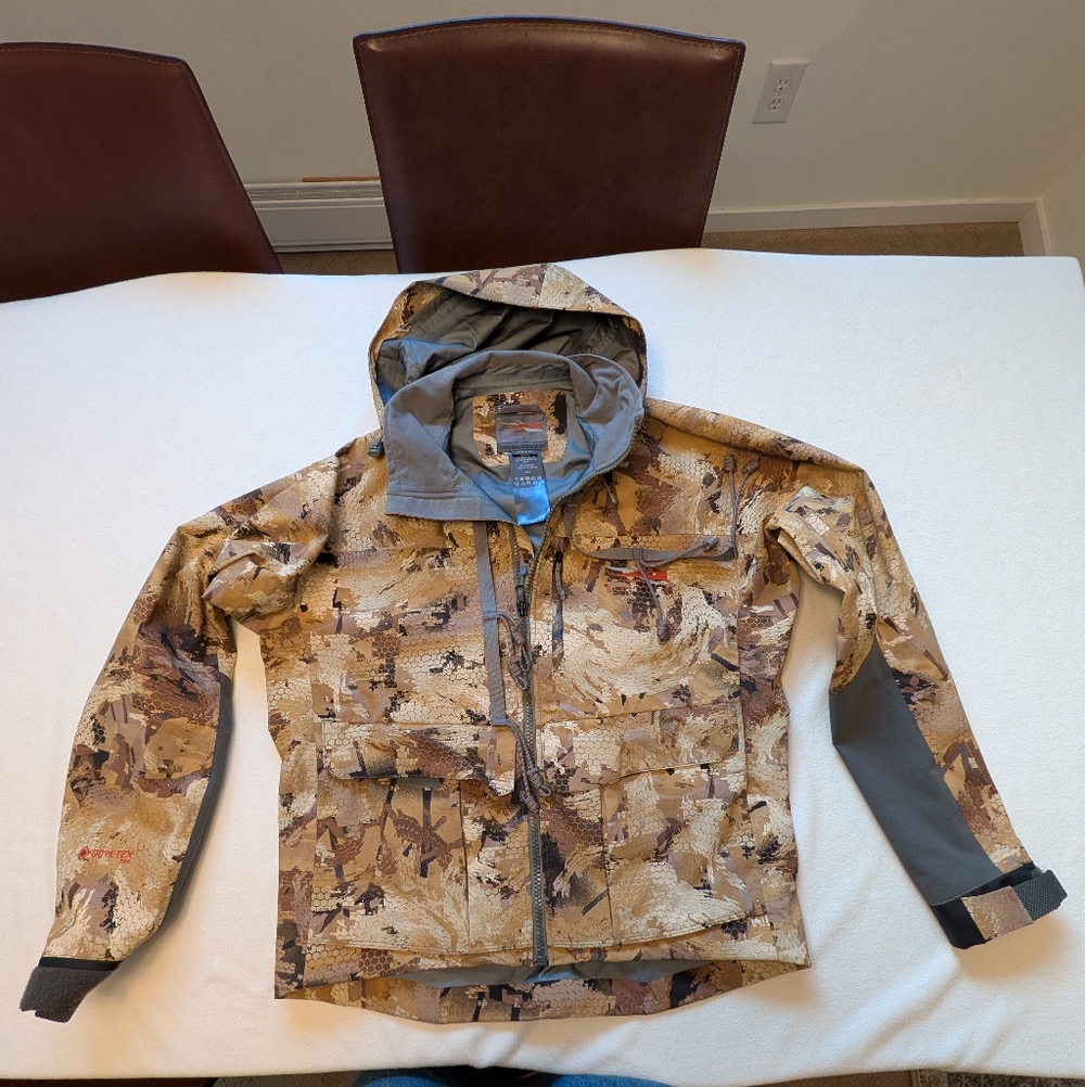 Sitka Gear Men's Optifade Delta Pro Rain Jacket - Tan Camo